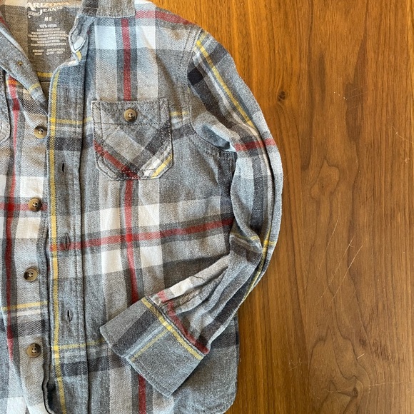 Plaid shirt, size 5 - Picture 3 of 3